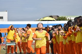 DW20201203_1952