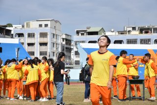 DW20201203_1963