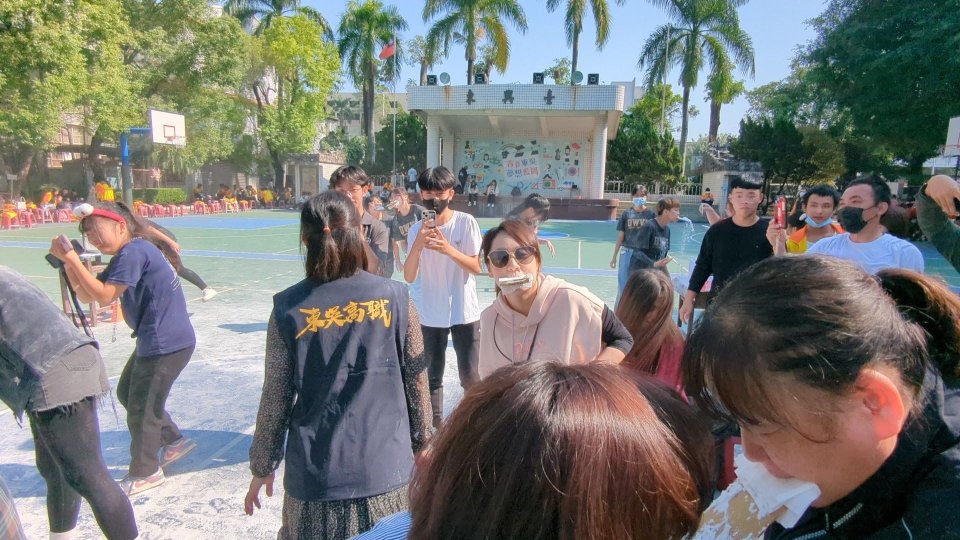 DW20231208_1276